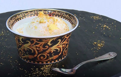 بستنی با طلای ۲۴ عیار و زعفران ایرانی + عکس