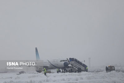 آخرین وضعیت پروازها در فرودگاه‌های تهران/ یخبندان ادامه دارد