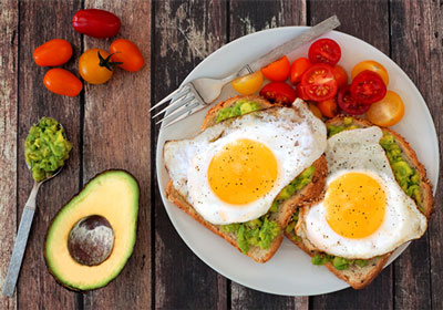 بر خلاف تحقیقات قبلی، یک مطالعه جدید نشان می‌دهد که نخوردن صبحانه باعث نمی‌شود که ما در وعده‌های دیگر غذای بیشتری بخوریم.