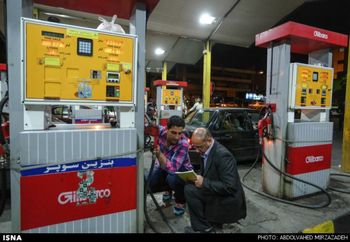 برنامه مجلس برای اختصاص ماهانه ۲۰ لیتر بنزین به هر ایرانی
