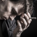 آیا سیگار کشیدن باعث افسردگی می شود؟ آیا سیگار کشیدن باعث افسردگی می شود؟