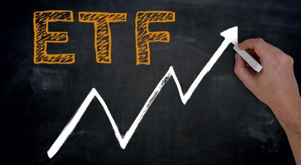سود ۸۰ درصدی خریداران واحد‌های صندوق‌های واسطه‌گری مالی (ETF)
