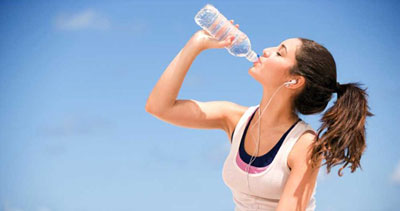 با نوشیدن صحیح آب لاغر می شوید!