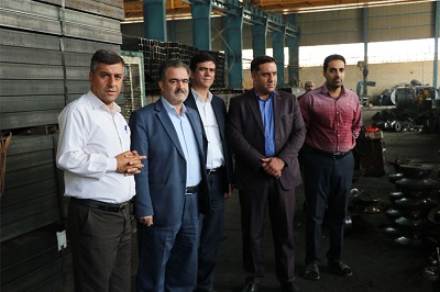 بازدید مدیراستانی بانک ایران زمین از کارخانه پروفیل فولاد آپادانا