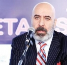 فروشگاه زنجیره ای بین حلقه مصرف کننده و تولیدکننده تعادل ایجاد می کند/ توزیع یکپارچه کالا از ارزش های فروشگاه های زنجیره ای است فروشگاه زنجیره ای بین حلقه مصرف کننده و تولیدکننده تعادل ایجاد می کند/ توزیع یکپارچه کالا از ارزش های فروشگاه های زنجیره ای است