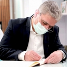 يادداشت مهم مدير عامل بانک ملی ايران در خصوص انتشار صورت های مالی يادداشت مهم مدير عامل بانک ملی ايران در خصوص انتشار صورت های مالی