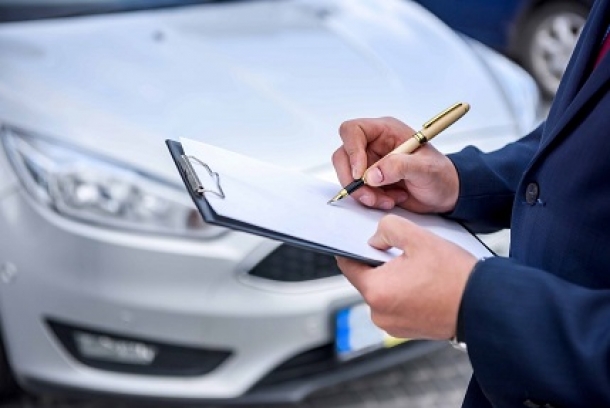 دلایل افت فروش بیمه بدنه خودرو در بیمه تعاون چیست؟