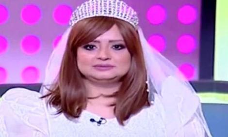 خانم مجری تلویزیون مصر از بییندگان خواست از او خواستگاری کنند