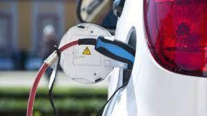 ضرورت تغییرریل تولید خودرو در کشور از بنزینی به برقی