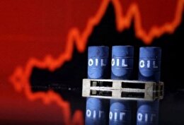 بازار نفت در مسیر دومین کاهش هفتگی قرار گرفت