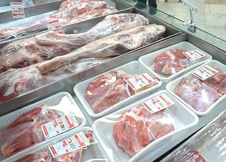 افزایش عرضه گوشت تنظیم بازاری در فروشگاه‌های زنجیره‌ای