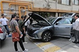 نشست آموزشی نمایندگی‌های منتخب گروه سایپا در پارس‌خودرو برگزار شد