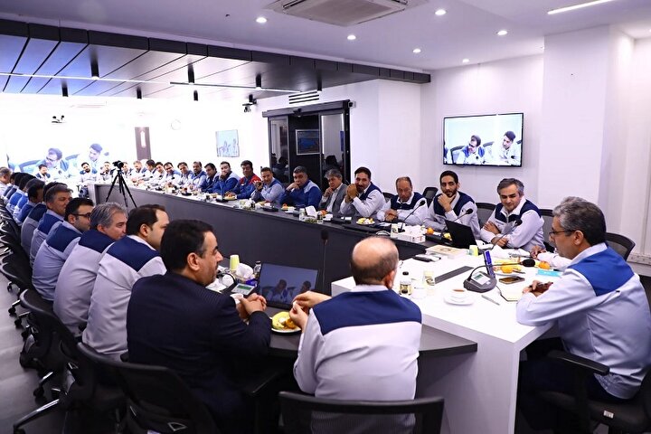 تدوین اولویت ها در فولاد سنگان : تولید پایدار،تداوم توسعه،افزایش بهره وری و کار تیمی