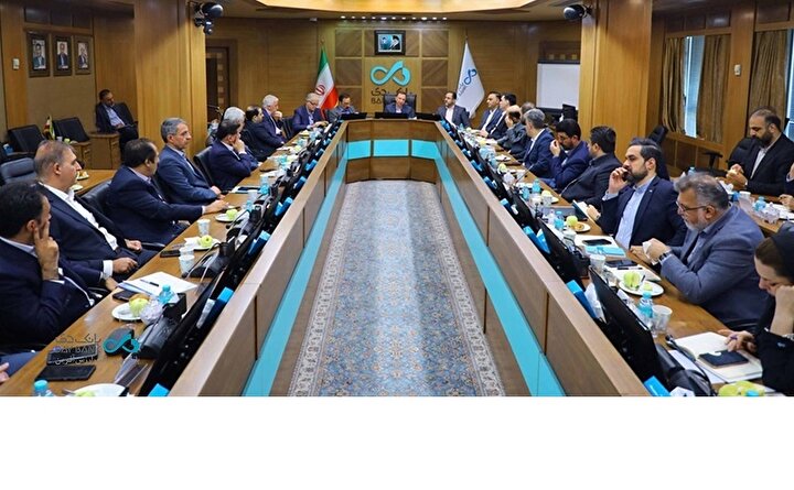 قطار بانک دی در ریل پیشرفت