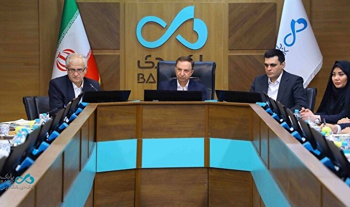 توسعه سهم بازار بانک دی نتیجه تغییر در استراتژی‌ها و نگاه کارکنان است