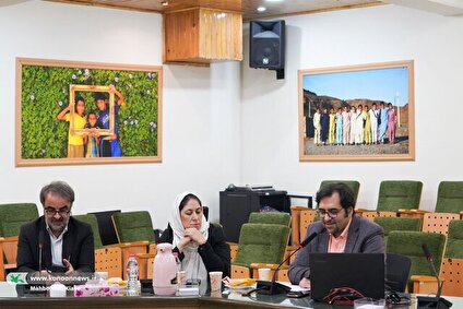 از یک لیوان ساده تا یک ساز موسیقی، می‌تواند اسباب‌بازی باشد