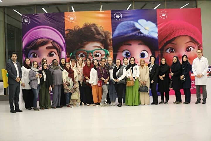 بازدید همسران سفیران ۲۰ کشور از گروه صنعتی و پژوهشی زر(زرکام) بازدید همسران سفیران ۲۰ کشور از گروه صنعتی و پژوهشی زر(زرکام)