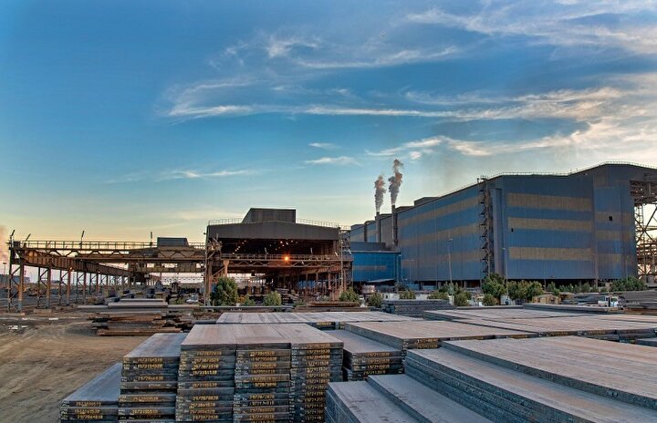 معاون بهره‌برداری شرکت فولاد هرمزگان مطرح کرد: تولید پایدار فولاد هرمزگان در سایه مدیریت انرژی و برنامه‌ریزی هوشمندانه/ ثبت دستاوردهای بی‌سابقه با تکیه بر دانش فنی و همت کارکنان فولاد هرمزگان