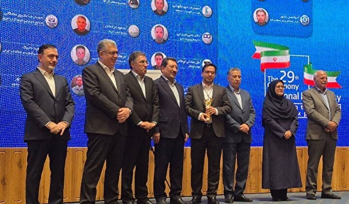 در بیست و نهمین دوره آیین روز ملی صادرات؛ فولاد هرمزگان موفق به کسب عنوان صادرکننده نمونه ملی شد