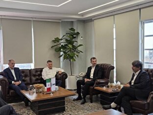 گردهمایی مدیران عامل ادوار فولاد مبارکه؛ تداوم انتقال تجربه میان نسل‌های مدیریتی