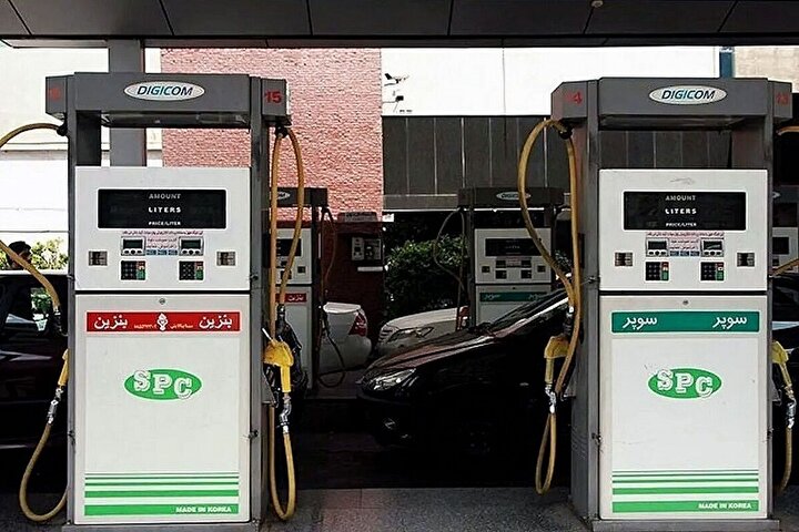 دلیل تاخیر در عرصه بنزین سوپر / بنزین وارداتی آبان به جایگاه‌های سوخت می‌رسد؟