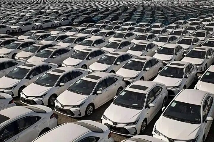 واردات خودرو امسال به ۵۰ هزار دستگاه هم نمی‌رسد