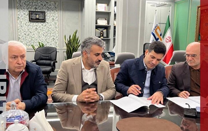 امضای تفاهم‌نامه همکاری بین شرکت ایریتک و شرکت پویا انرژی نگین سبز