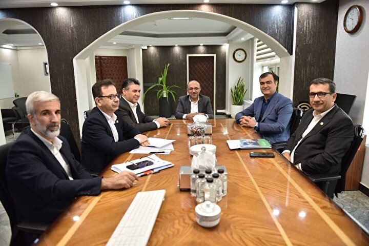 رضایتمندی کارکنان گمرک از خدمات بیمه البرز، زمینه ساز گسترش همکاری های مشترک شد