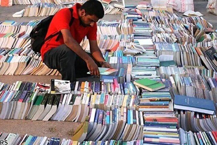 کتاب‌خوان نداریم، همه کتاب‌نویس شده‌اند!