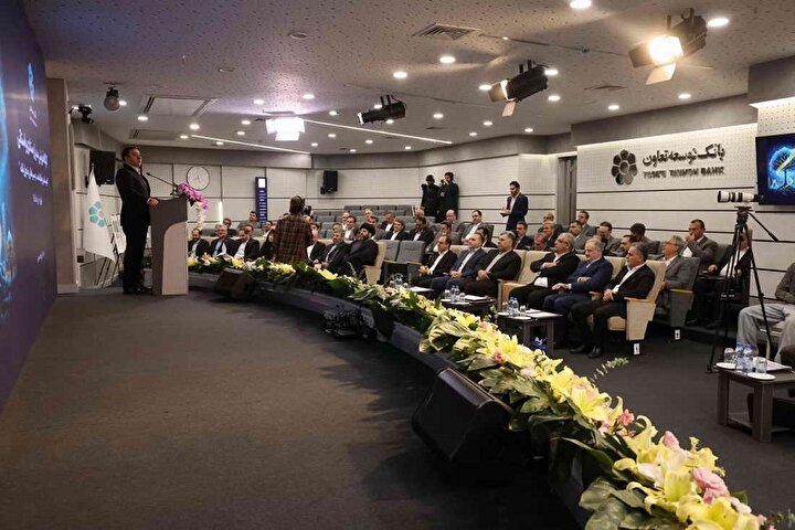 عصارزاده: ظرفیت‌های لازم برای جهش بانک توسعه تعاون فراهم است