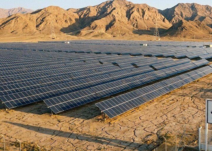 آغاز پروژه ۳۰۰ مگاواتی نیروگاه خورشیدی «رازی اصفهان»؛ گام اول بانک گردشگری در رفع ناترازی برق کشور