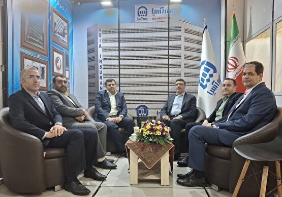 حضور فعال بیمه آسیا در همایش بیمه و توسعه