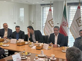 برگزاری نشست مشترك كمیته اعتباری بانك با تعدادی از شركت‌های بزرگ تولیدی